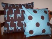 Stretch  and polka dot pillow cover set