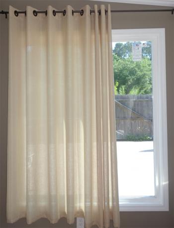 Extra wide Sheer with grommets